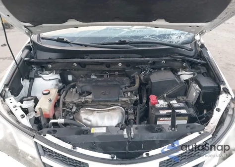 2015 Toyota Rav4 Xle from USA, damaged, VIN JTMWFREV2FD076421